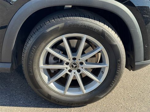 Used 2024 Mercedes-Benz GLE 350 4MATIC w/ 3rd Row Seat Package image 7