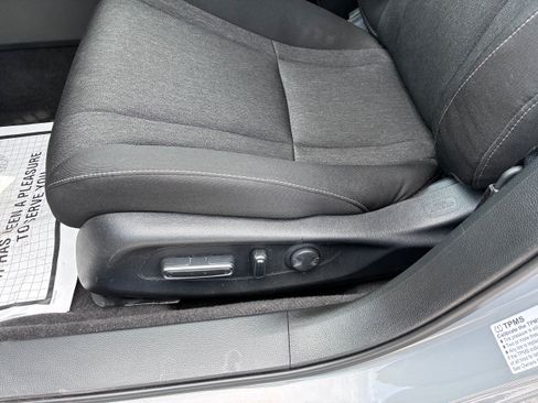 Used 2025 Honda Accord SE image 13