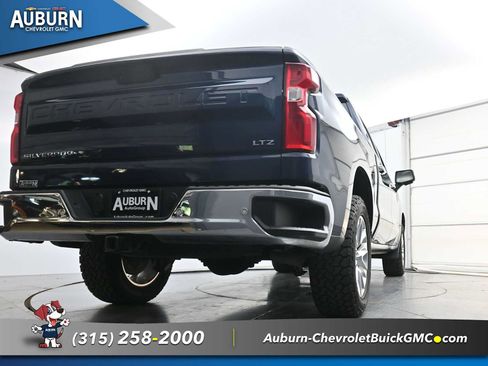 Used 2022 Chevrolet Silverado 1500 LTZ AWD/4WD image 24