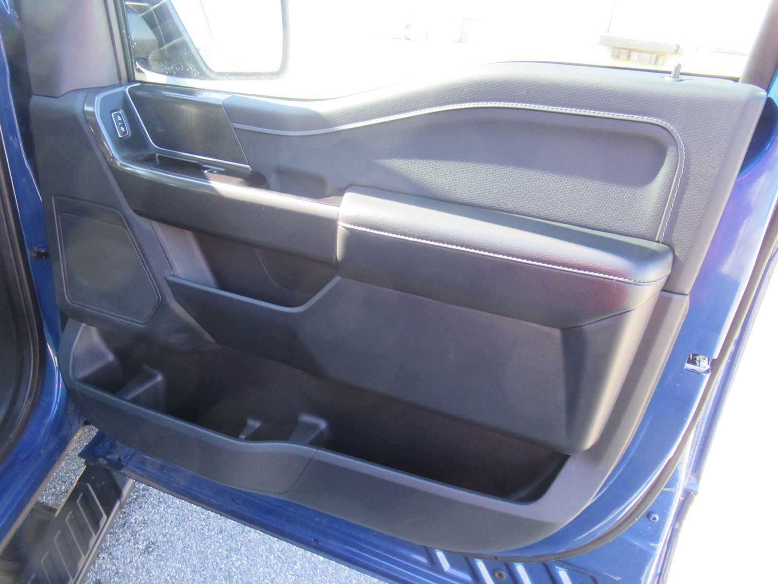 Used 2023 Ford F150 XLT w/ Equipment Group 302A High AWD/4WD image 14