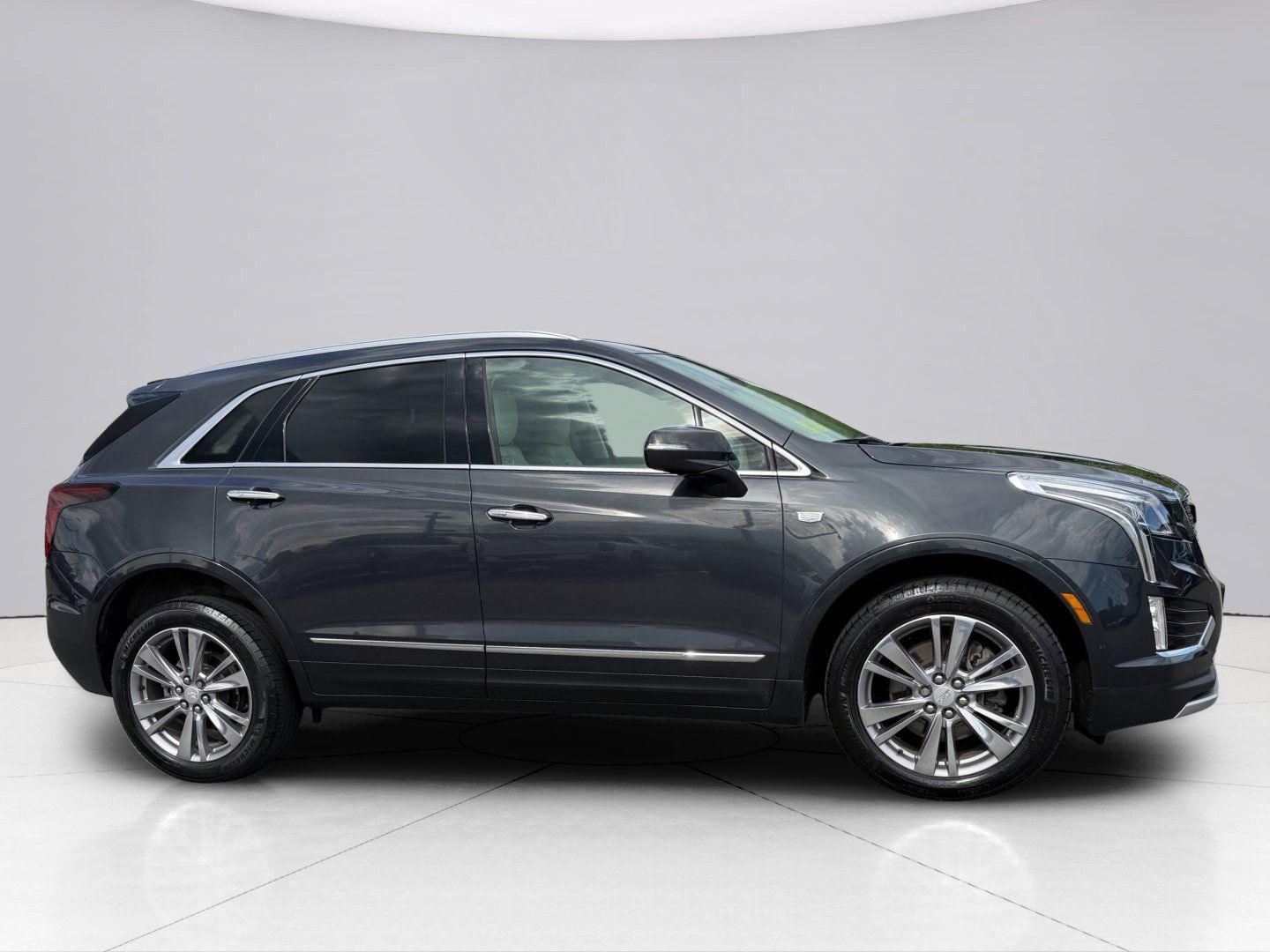 Used 2023 Cadillac XT5 Premium Luxury AWD/4WD image 5