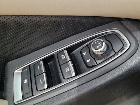 Used 2020 Subaru Ascent Limited AWD/4WD image 27