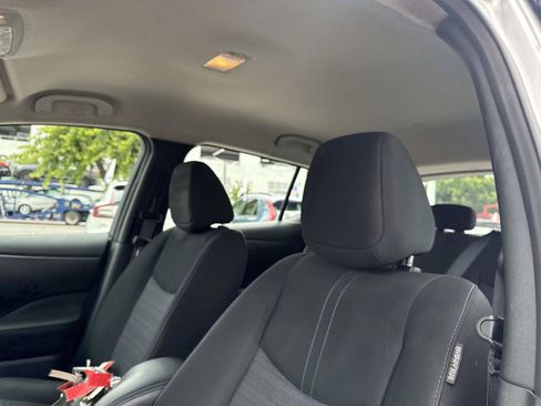 Used 2025 Nissan Leaf S FWD image 16
