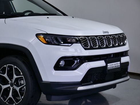 New 2025 Jeep Compass Limited image 3