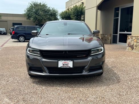 Used 2021 Dodge Charger SXT RWD image 5