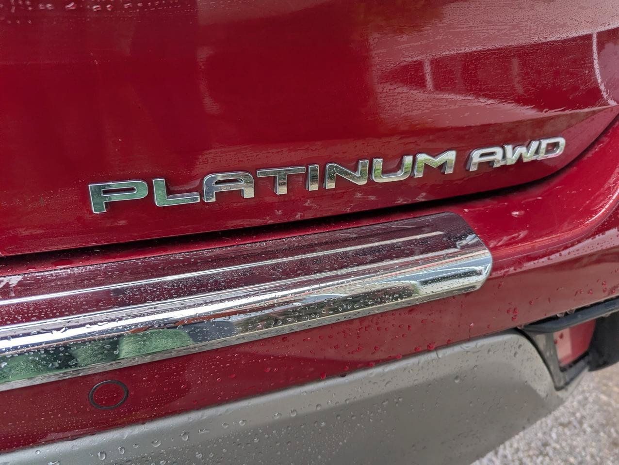 Used 2020 Toyota Highlander Platinum AWD/4WD image 32