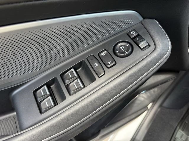 Used 2026 Acura MDX w/ Technology Package AWD/4WD image 23