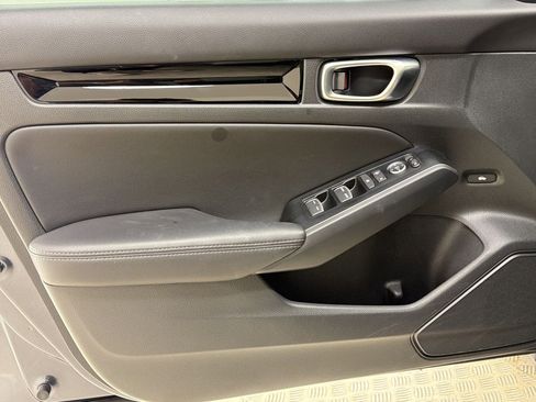 Used 2023 Honda Civic Touring image 13