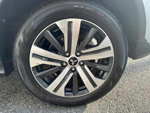 Used 2025 Mitsubishi Outlander Sport AWD image 33