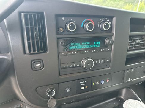 Used 2021 Chevrolet Express 2500 w/ Safety Package RWD image 11
