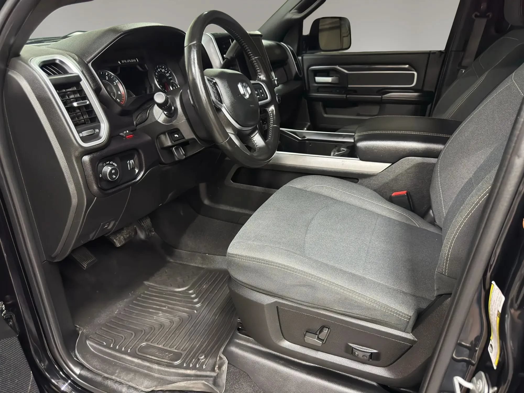Used 2022 RAM 2500 Lone Star w/ Level A Equipment Group AWD/4WD image 10