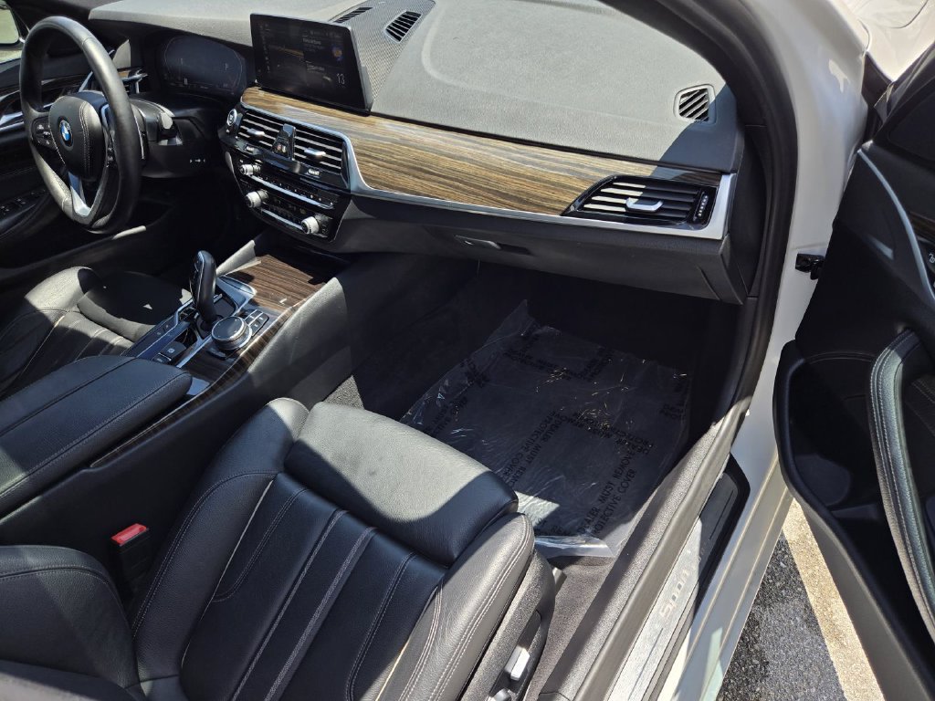 Used 2020 BMW 540i w/ Convenience Package RWD image 7