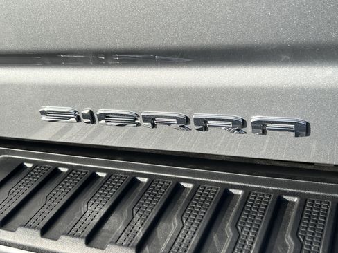 New 2026 GMC Sierra 2500 Denali w/ Denali Reserve Package image 9