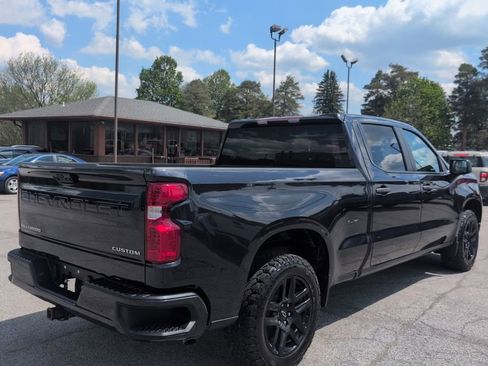 Used 2023 Chevrolet Silverado 1500 Custom AWD/4WD image 4