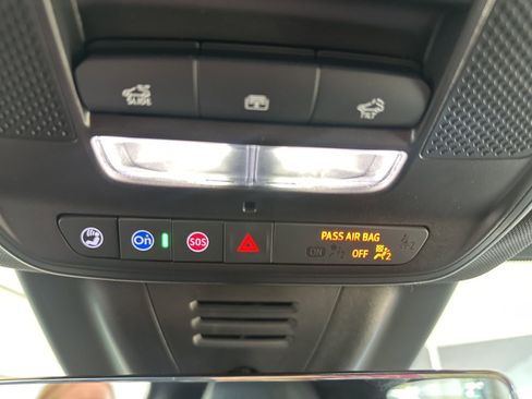 New 2025 Chevrolet Equinox EV RS image 30