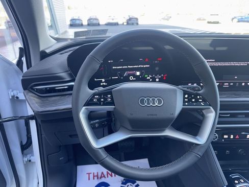 New 2025 Audi Q5 Prestige image 25