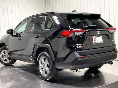 Certified 2025 Toyota RAV4 LE image 12