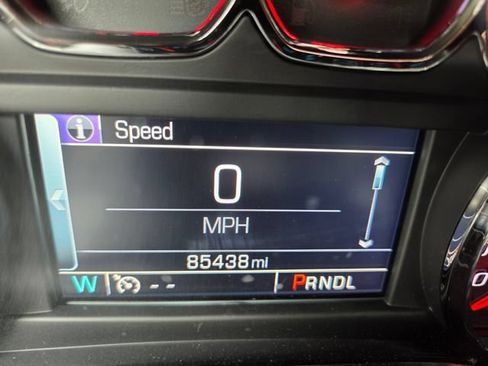 Used 2017 GMC Sierra 1500 SLT w/ SLT Preferred Package AWD/4WD image 18