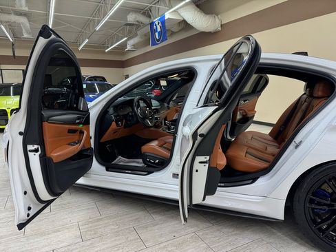 Used 2020 BMW M5 w/ Executive Package image 16