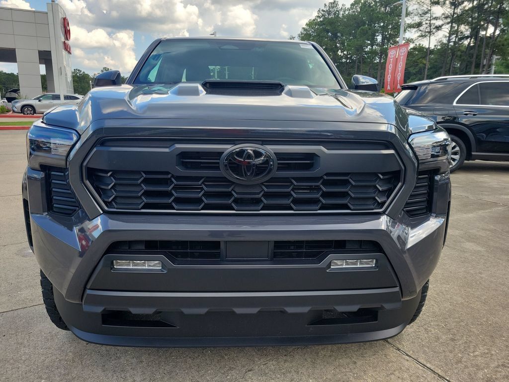 Used 2026 Toyota Tacoma TRD Sport AWD/4WD image 4