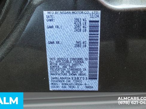 Used 2025 Nissan Altima 2.5 SV FWD image 42