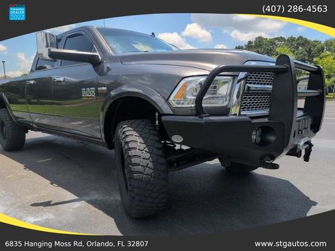 Used 2015 RAM 2500 Laramie AWD/4WD image 9