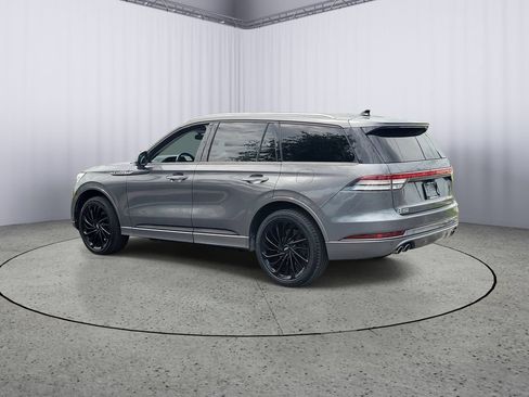 Used 2021 Lincoln Aviator Reserve w/ Equipment Group 210A AWD/4WD image 7