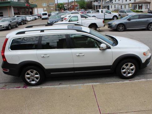 Used 2012 Volvo XC70 3.2 image 4