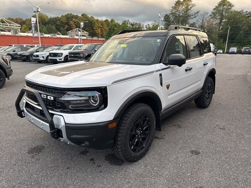 New 2025 Ford Bronco Sport Badlands w/ Sasquatch Badlands Package AWD/4WD image 7