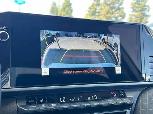 Used 2026 Toyota Camry XLE FWD image 19