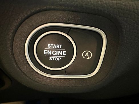 Used 2023 Mercedes-Benz GLE 350 4MATIC image 22