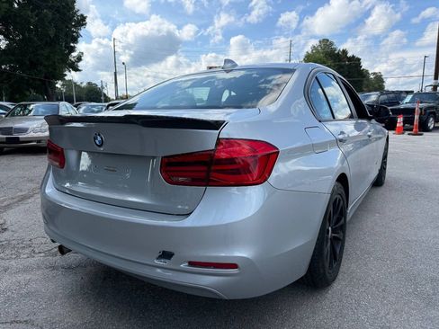 Used 2016 BMW 320i Sedan RWD image 4
