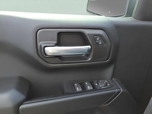 New 2026 Chevrolet Silverado 1500 Custom AWD/4WD image 15