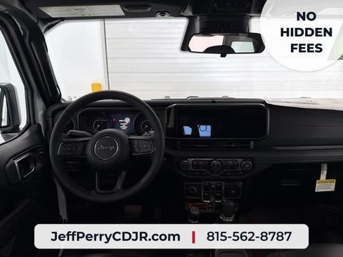 New 2026 Jeep Wrangler Unlimited Rubicon AWD/4WD image 25