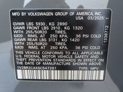 New 2025 Volkswagen Atlas SEL image 31