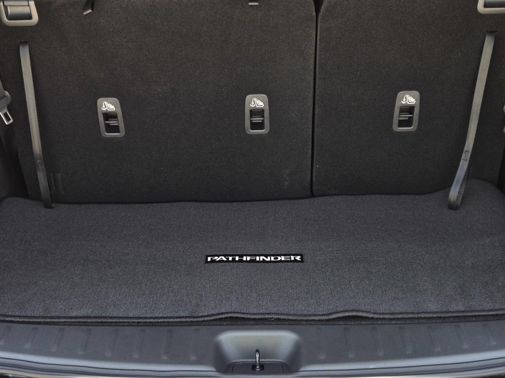 New 2026 Nissan Pathfinder SV FWD image 9