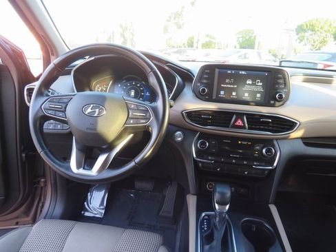 Used 2020 Hyundai Santa Fe SEL w/ Convenience Package image 21