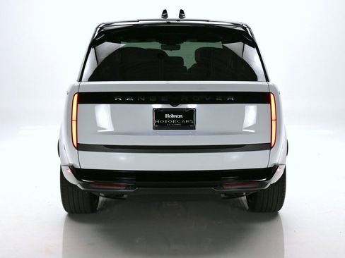 Used 2025 Land Rover Range Rover Long Wheelbase Autobiography image 7