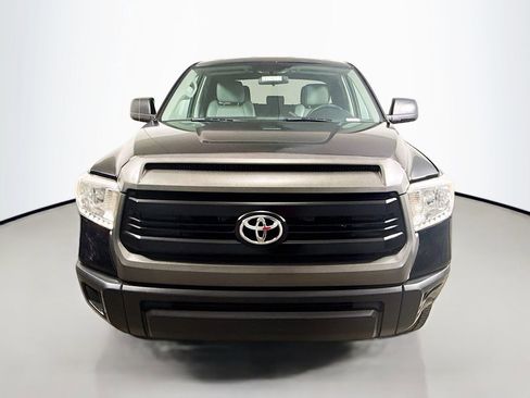 Used 2016 Toyota Tundra SR RWD image 2