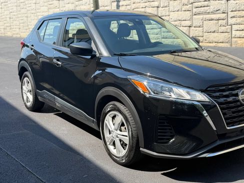 Used 2021 Nissan Kicks S FWD image 37
