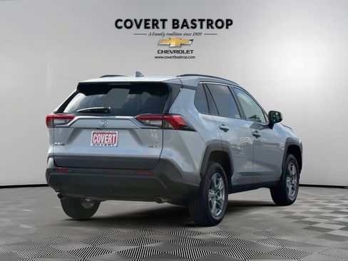 Used 2024 Toyota RAV4 XLE FWD image 6