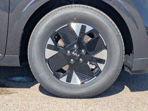 New 2026 Kia Carnival LXS image 11