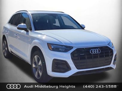 Certified 2025 Audi Q5 2.0T Premium w/ Convenience Plus Package