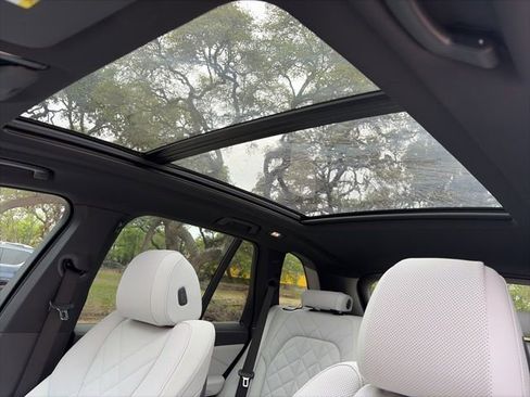 Used 2025 BMW X5 xDrive40i w/ M Sport Package image 18