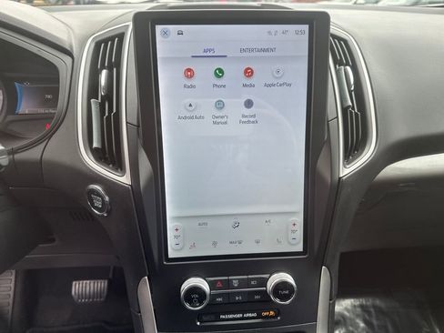Used 2024 Ford Edge SEL image 7