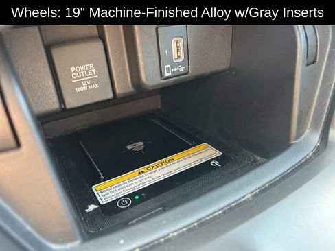 Used 2018 Honda Accord Touring image 19