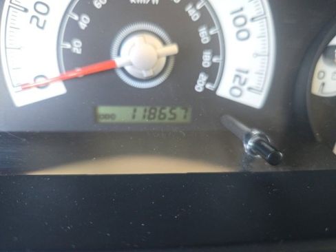 Used 2014 Toyota FJ Cruiser 4WD w/ Convenience Package image 8