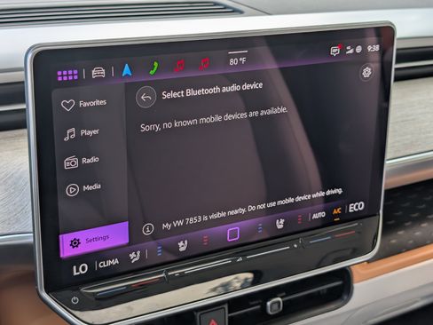 Used 2025 Volkswagen ID. Buzz Pro S Plus RWD image 35