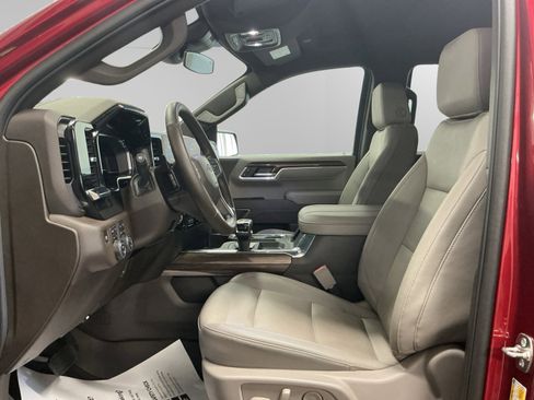 Used 2025 Chevrolet Silverado 1500 RST w/ Convenience Package II AWD/4WD image 9