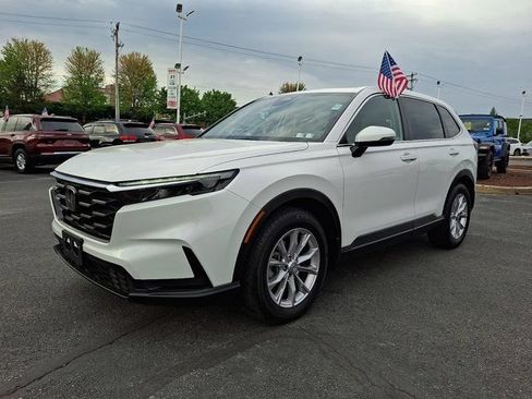 Used 2024 Honda CR-V EX image 3
